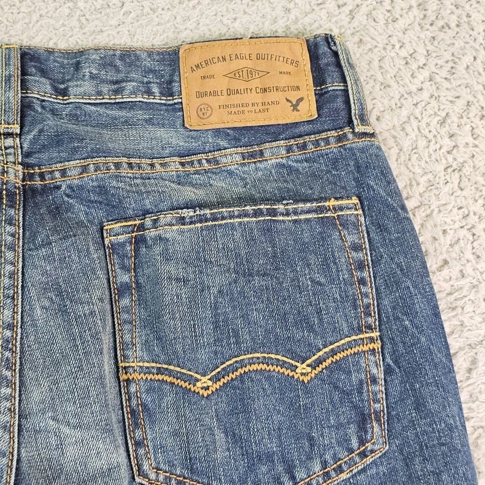 American Eagle Original Straight Jeans Mens 30x30 Blue Medium Vintage Wash Denim